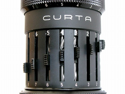 CURTA Type1 機械式計算機 | 黒物家電館